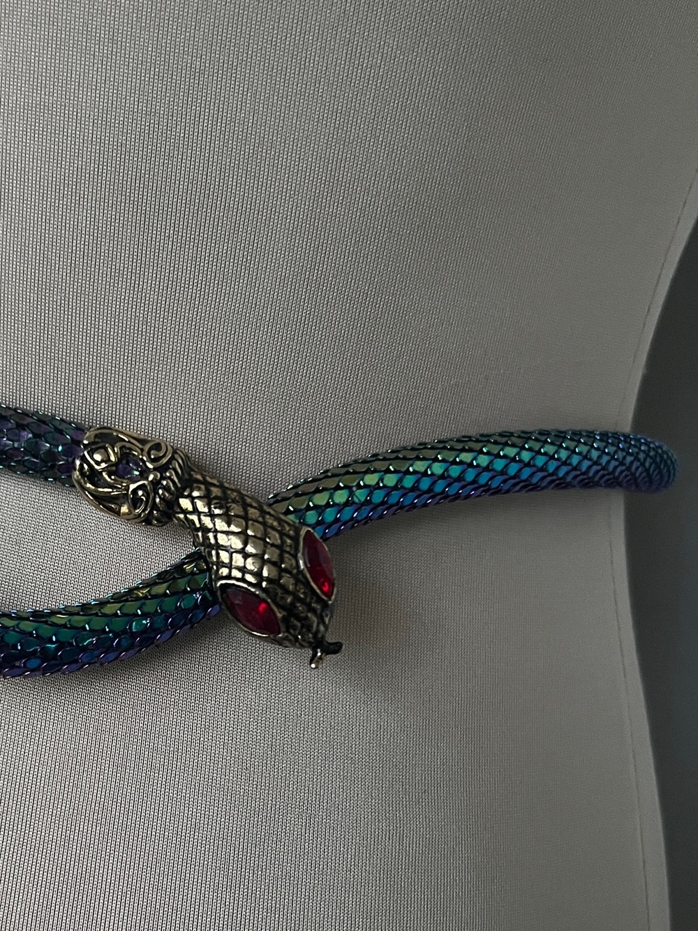 DL Auld Iridescent Vintage Mesh Snake Belt Serpent Necklace 41” - Picture 7 of 14